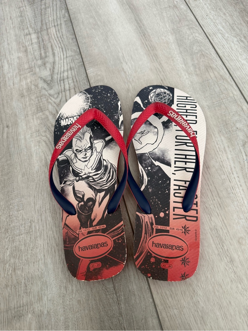 Havaianas Marvel Comic Flip Flops in Red, Navy & Black